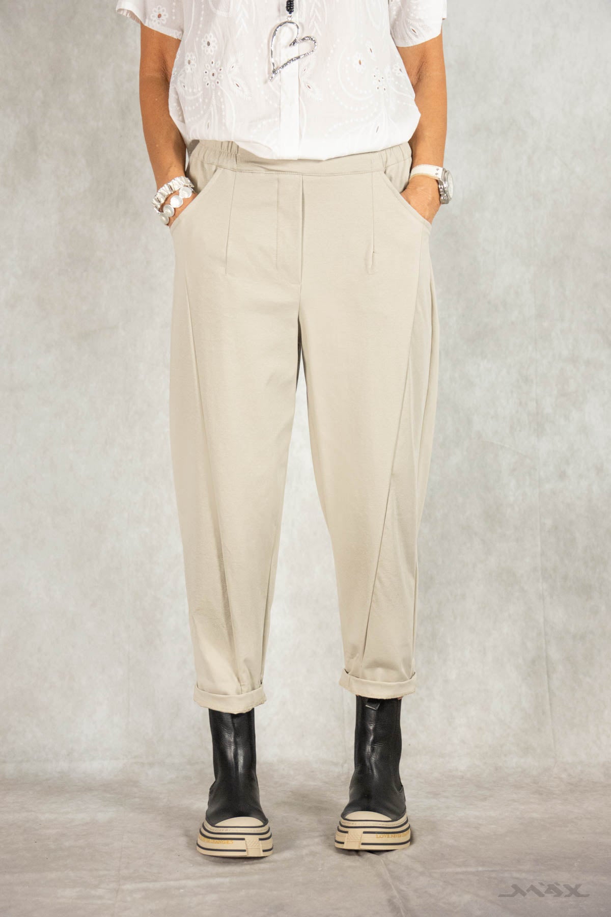 Hose beige mit Ziernaht Gr. onesize (38-42)