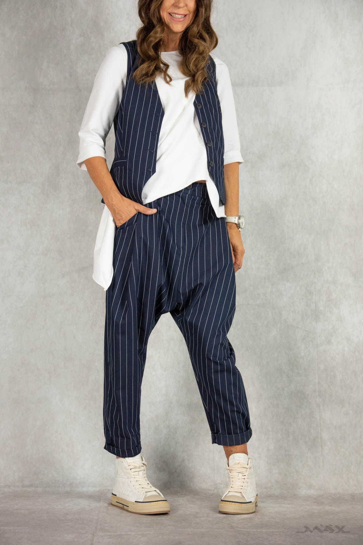 Haremshose mit Nadelstreifen dunkelblau Gr. onesize(36-42)