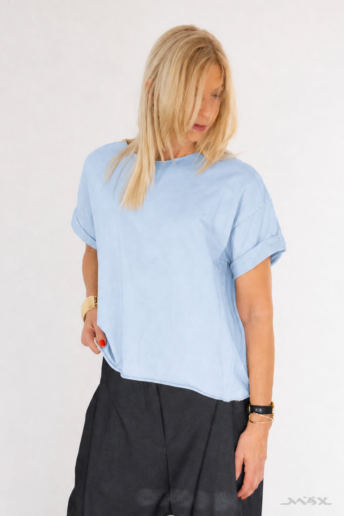 Basicowy T-shirt, rozmiar uniwersalny (36–44)