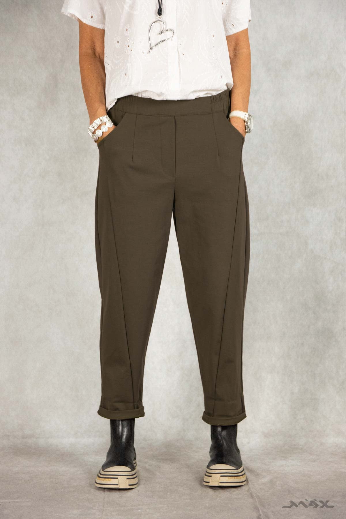Broek choco met decoratieve naad maat one size (38-42)