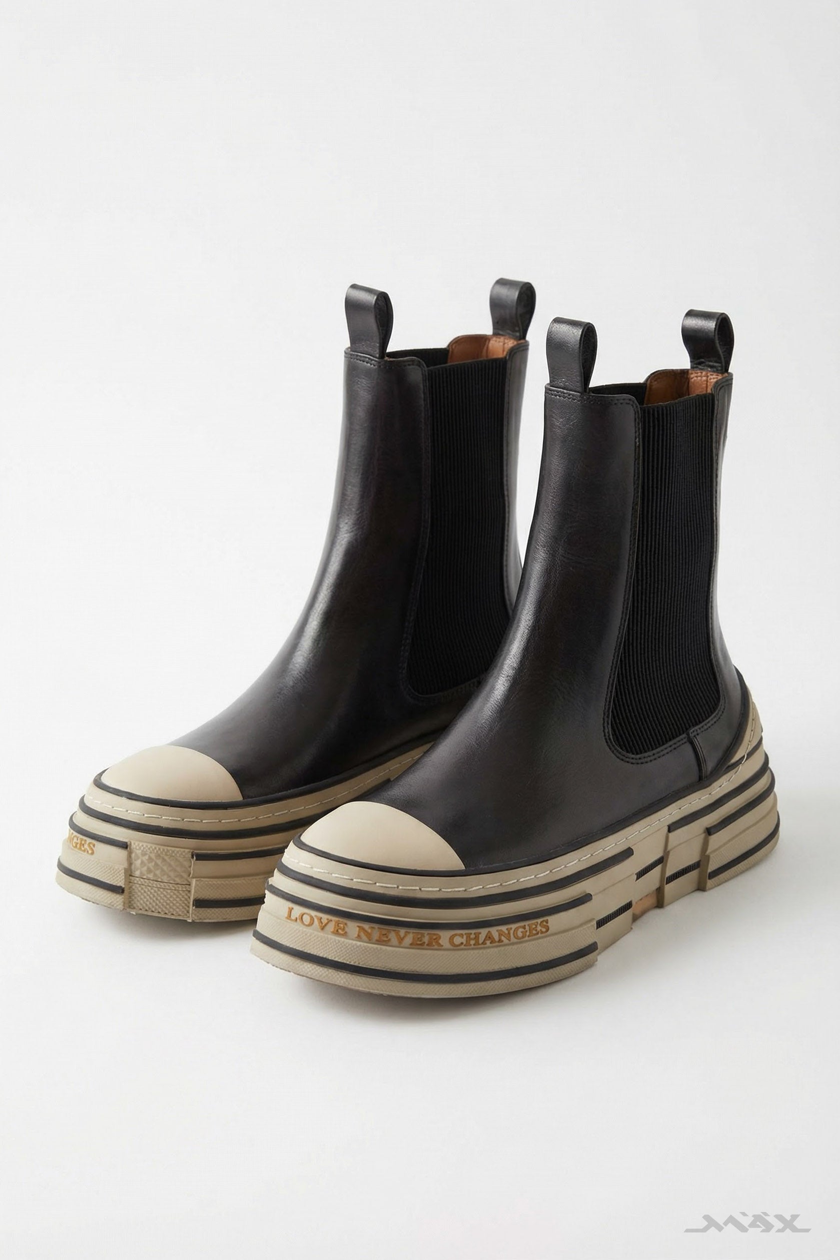 Plateau-Boots schwarz