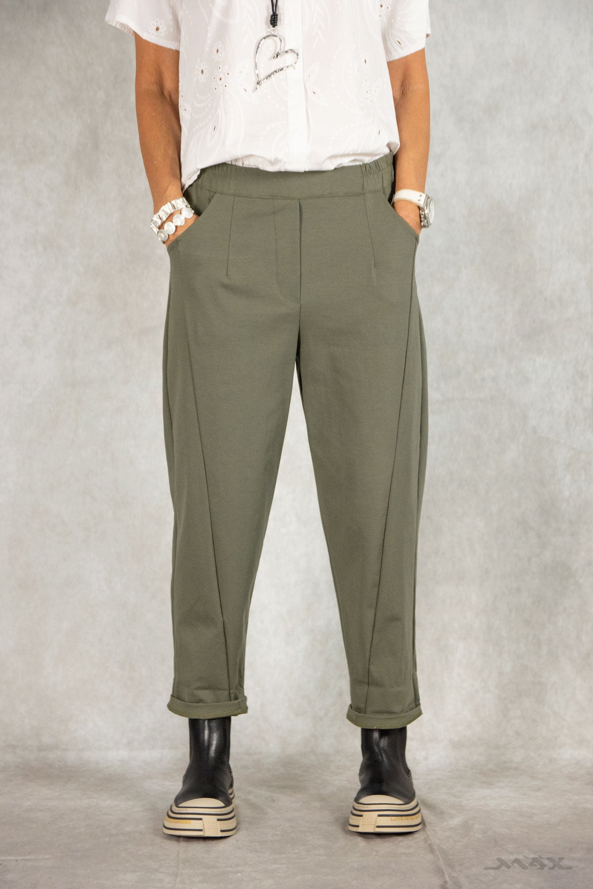 Hose olive mit Ziernaht Gr. onesize(38-42)