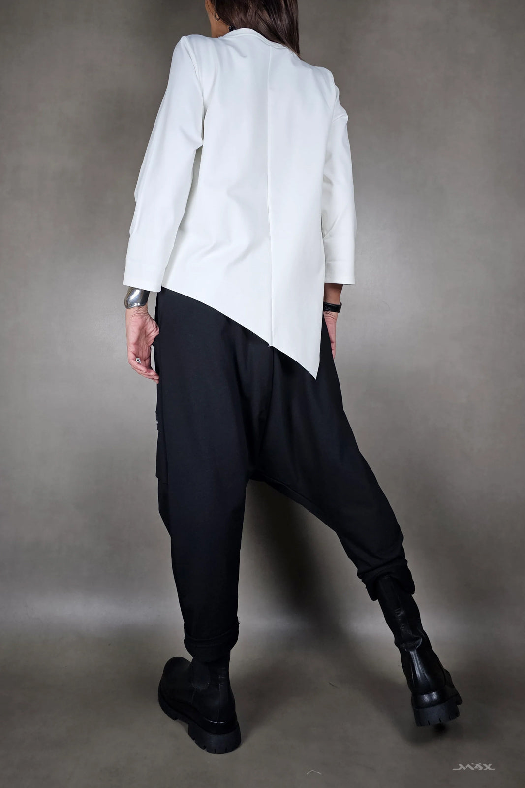 Asymmetrisch shirt met taps toelopende pasvorm Onesize (past 36-40)