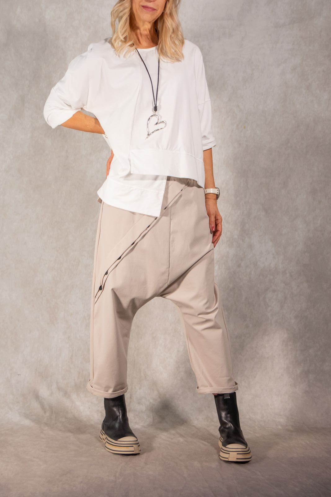 Haremshose mit asymmetrischer Knopfleiste Gr. Onesize (38-44)