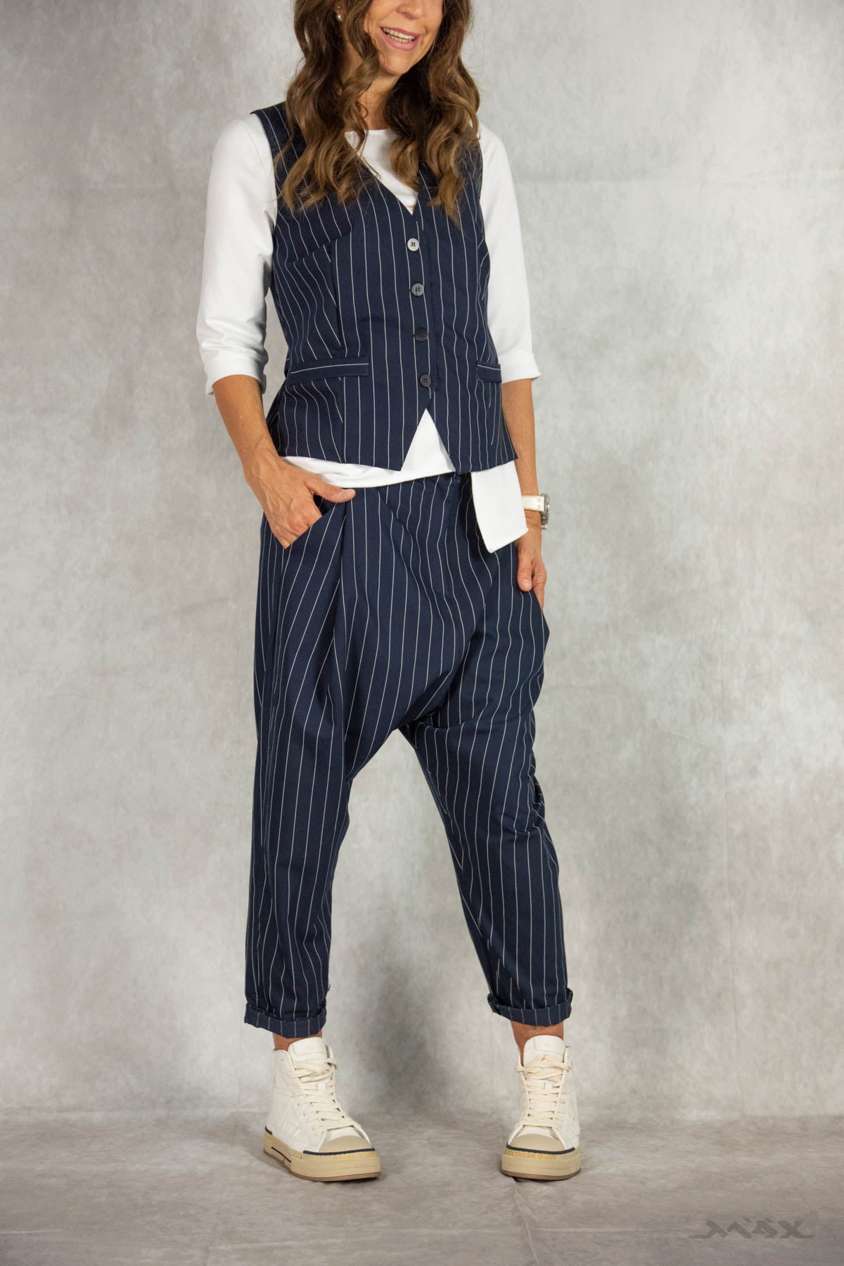 Haremshose mit Nadelstreifen dunkelblau Gr. onesize(36-42)