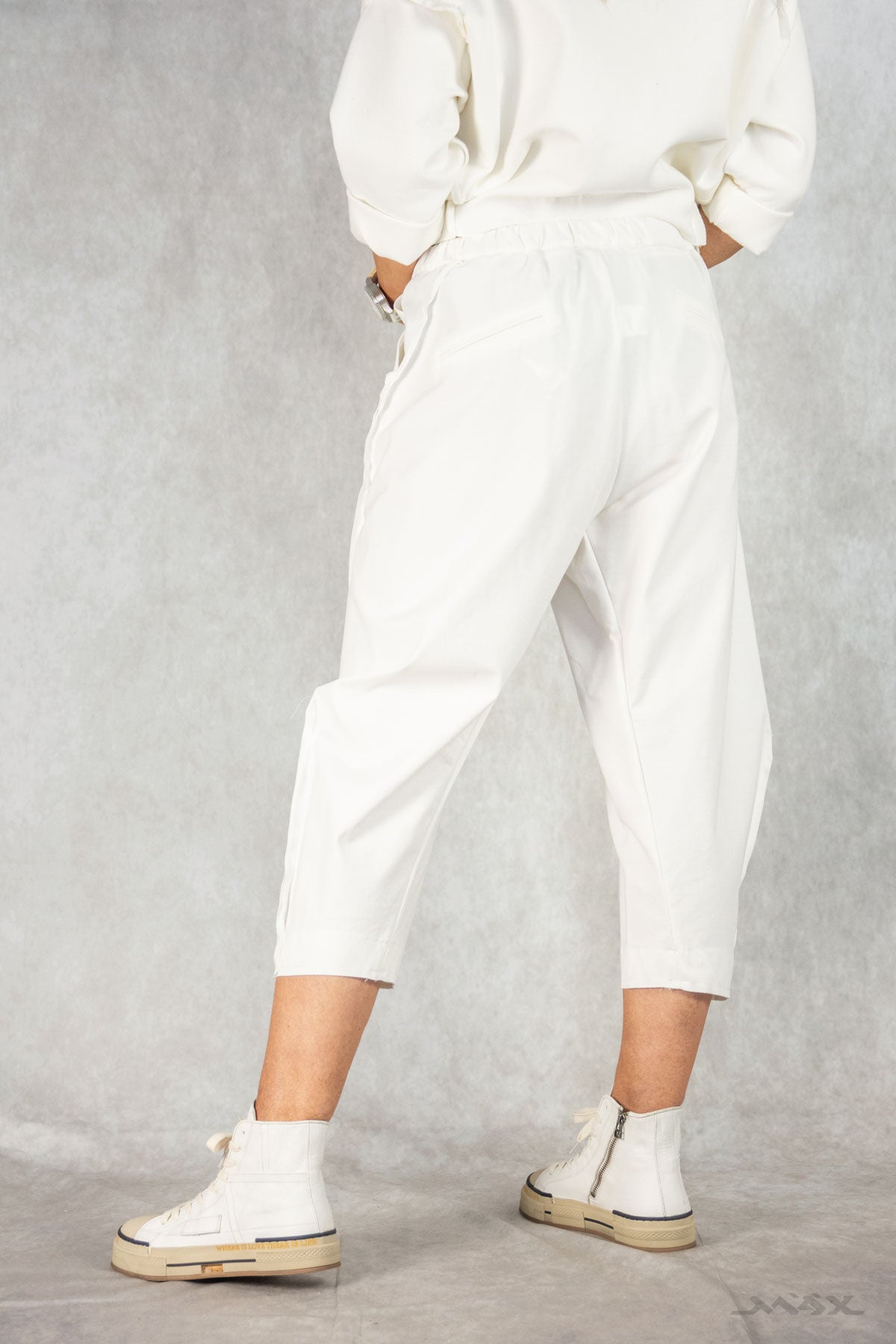 Baggyhose mit Reverse-Nähten in 7/8 Länge Gr. Onesize (38-42)