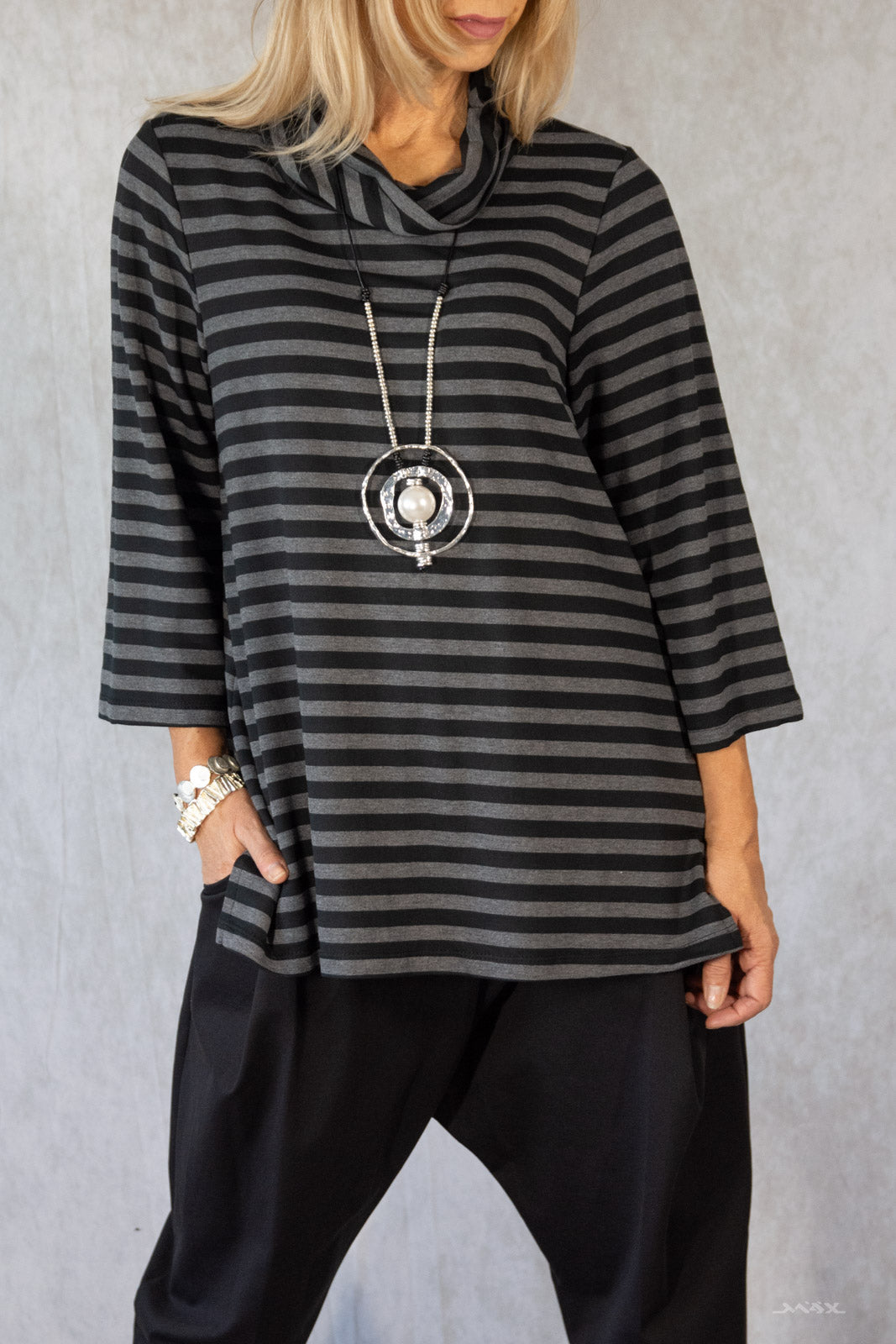 Langarmshirt gestreift mit Schalkragen Gr. Onesize (38-44)