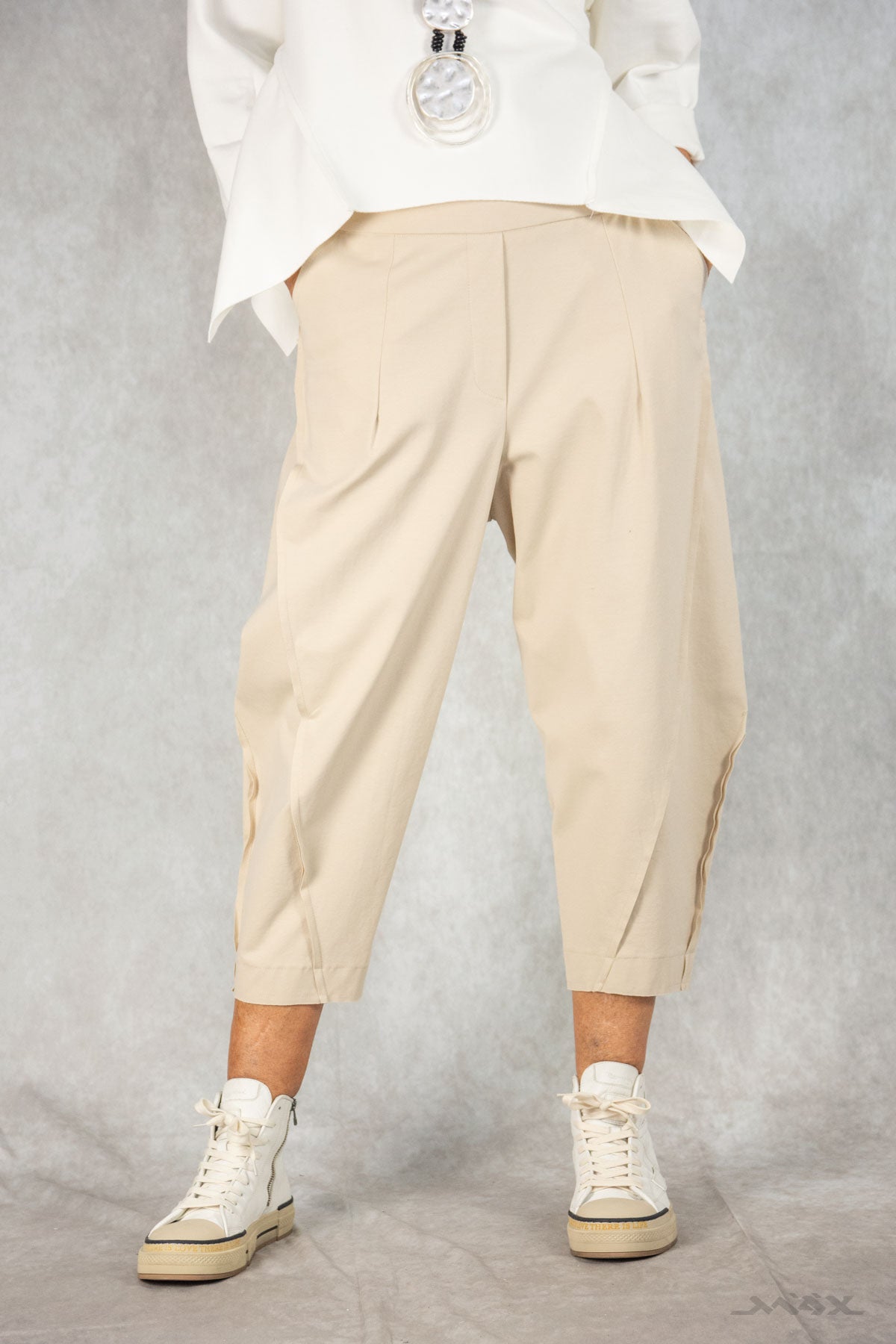 Baggyhose mit Reverse-Nähten in 7/8 Länge Gr. Onesize (38-42)