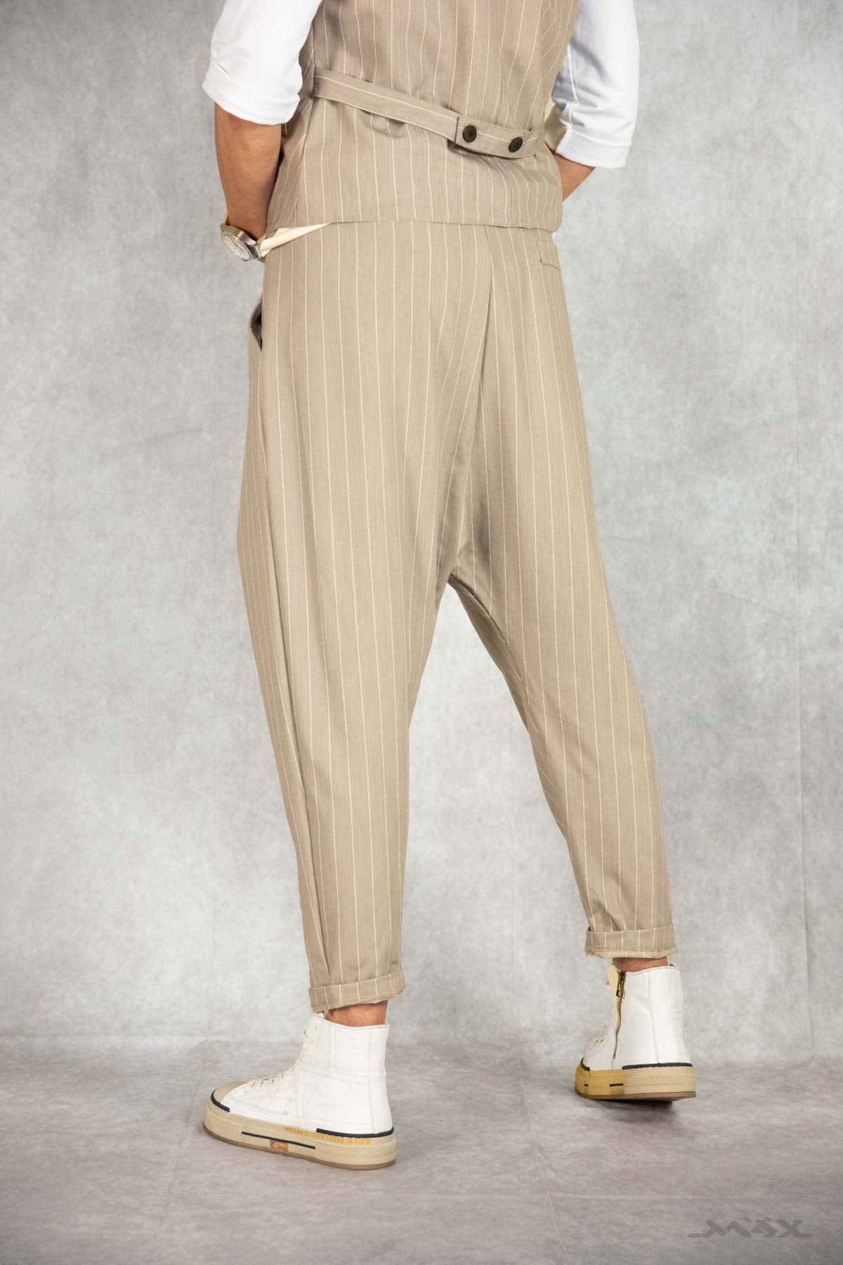 Haremshose mit Nadelstreifen in beige Gr. onesize (38-42)