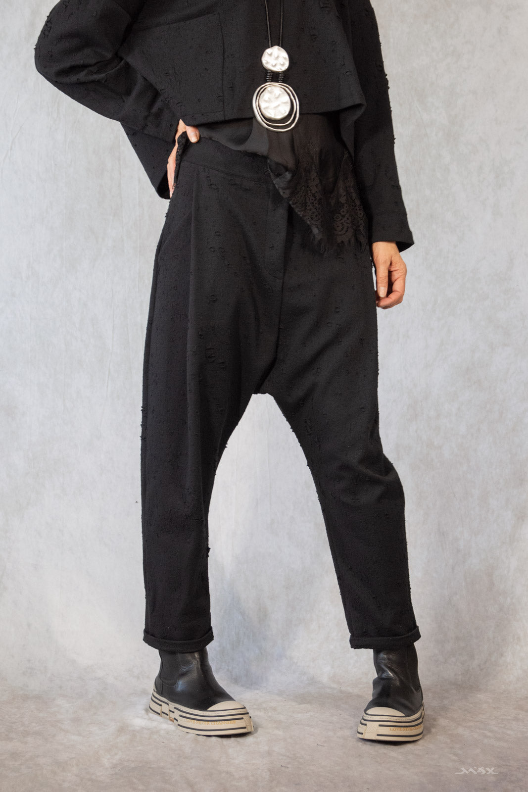 Baggyhose schwarz destroyed Gr. onesize(38-42)