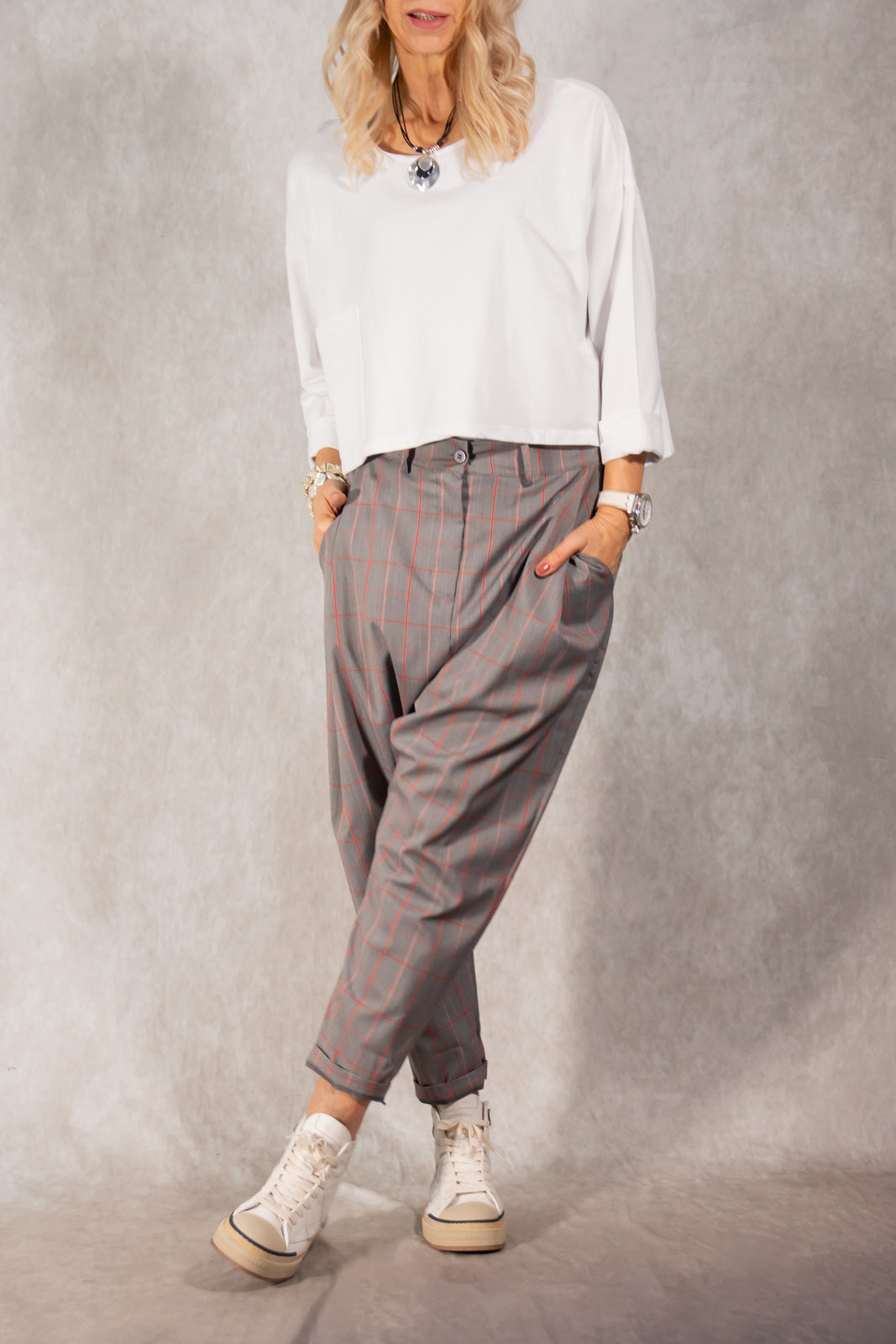 Haremshose grau-rot kariert Gr. onesize (36-40)