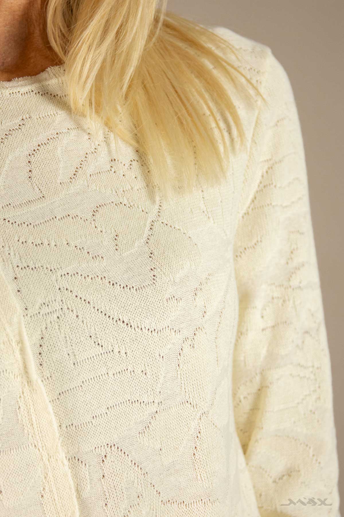 Asymmetrischer Strickpulli mit Strukturmuster Gr. onesize(38-42)