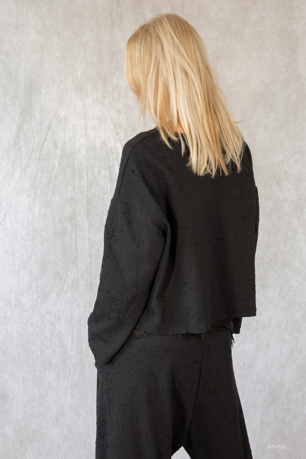 Kurzes Shirt schwarz destroyed Gr. onesize(36-42)