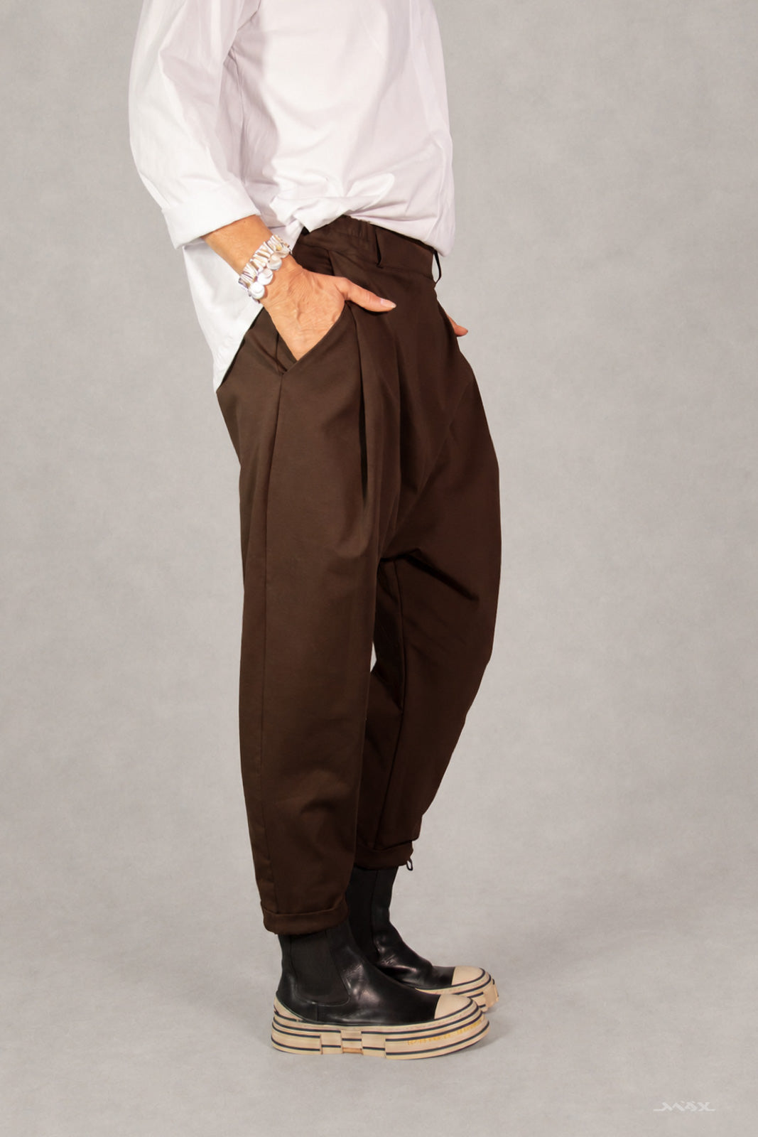 Baggyhose dunkelbraun Gr. Onesize (36-42)