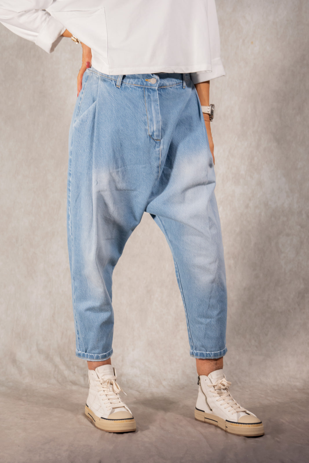 Baggyhose aus Jeans hellblau Gr. Onesize (36-40)