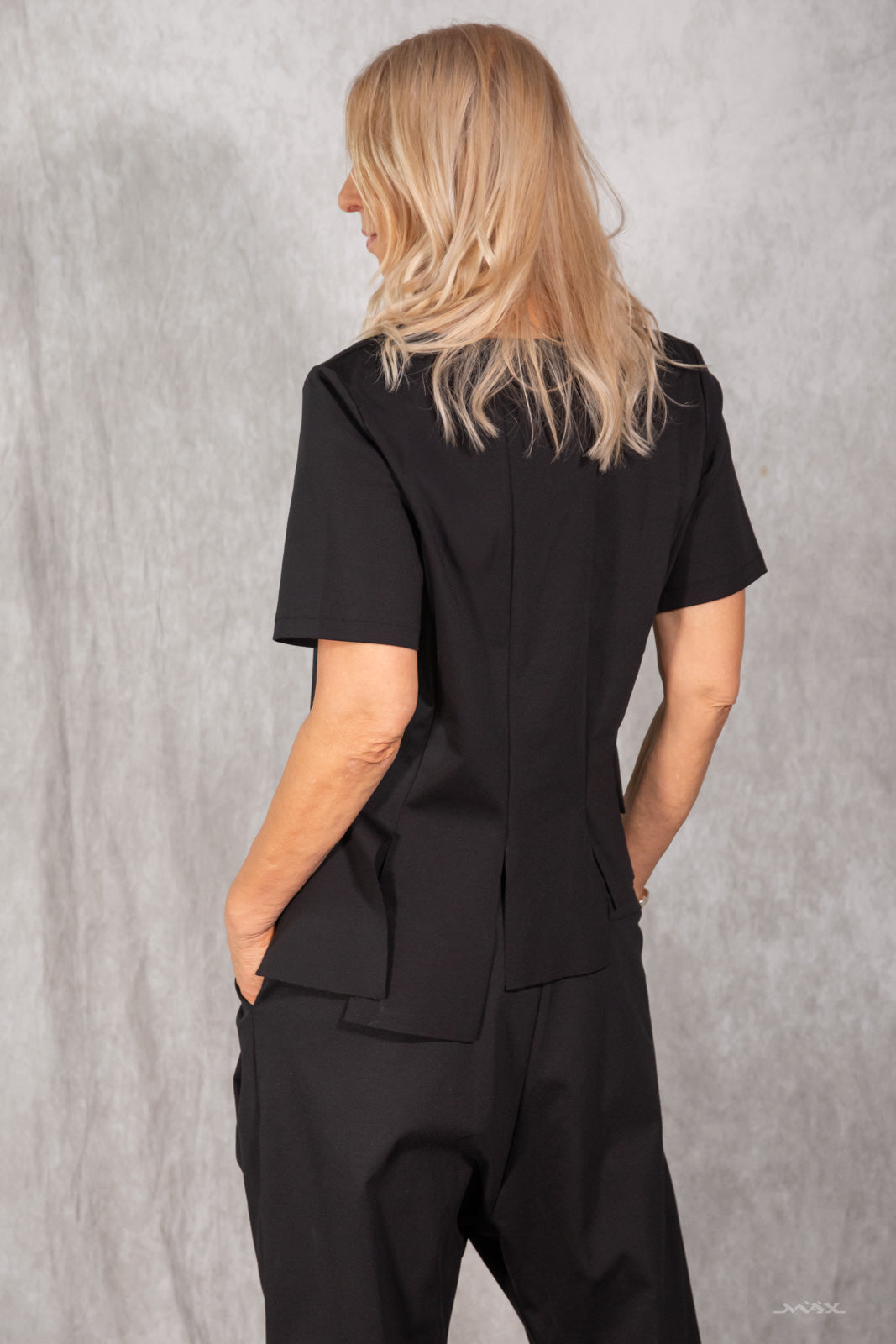 Asymmetrisches Shirt mit Stufencut Gr. Onesize (38-42)