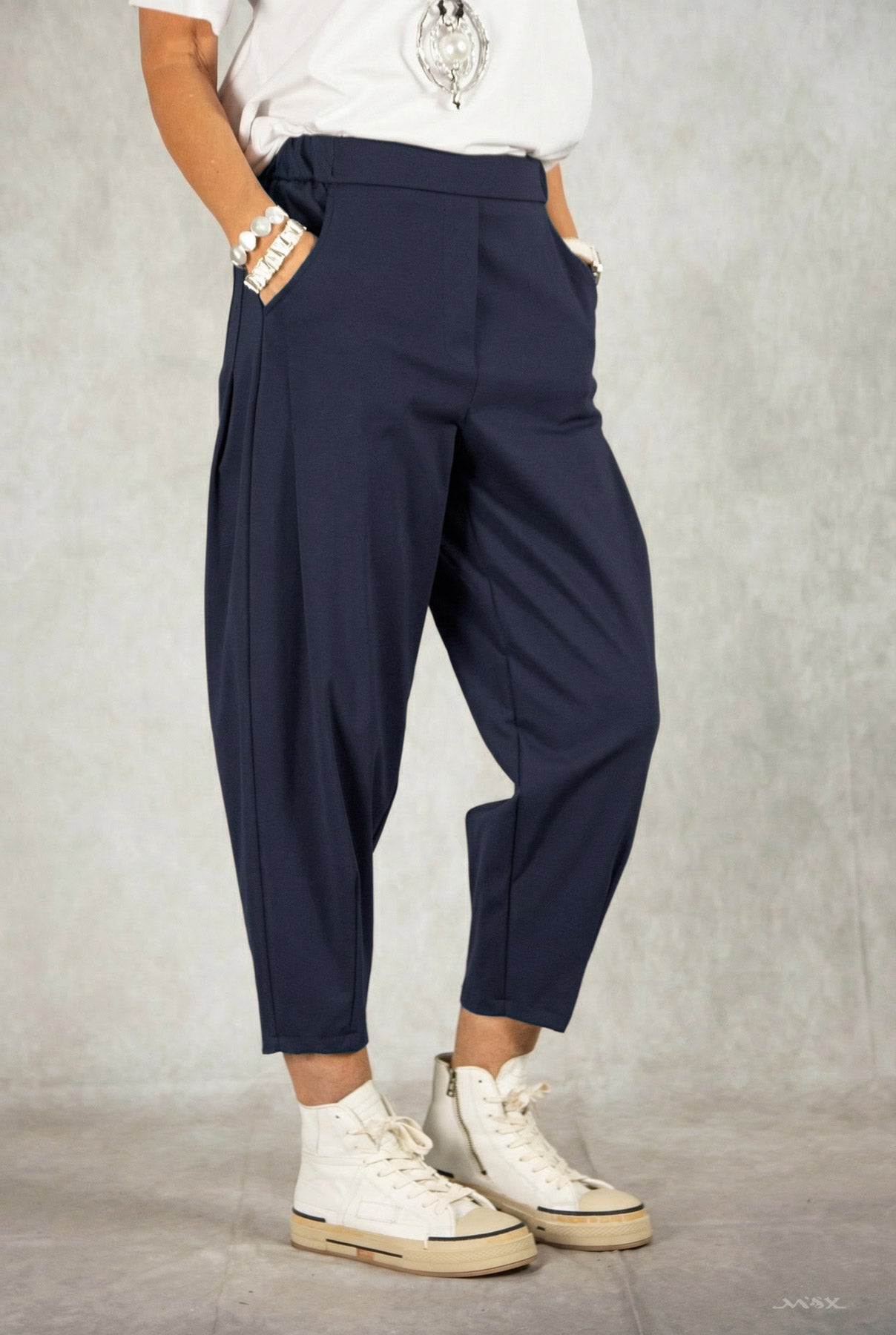 Karotten-Hose navy Gr. onesize (36-40)