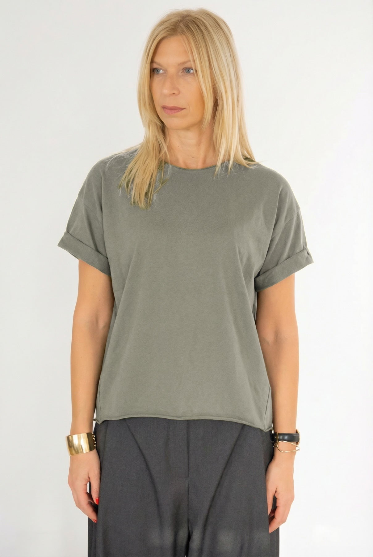 Basicowy T-shirt, rozmiar uniwersalny (36–44)