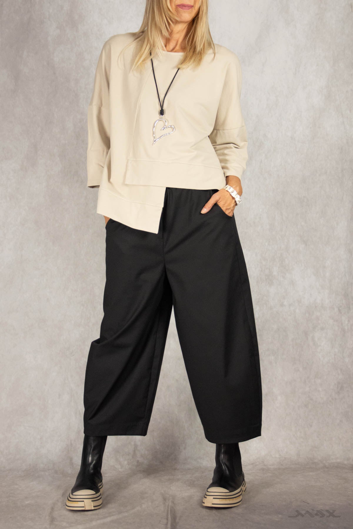 Asymmetrisches Shirt mit Stufen-Cut Gr. onesize(38-44)