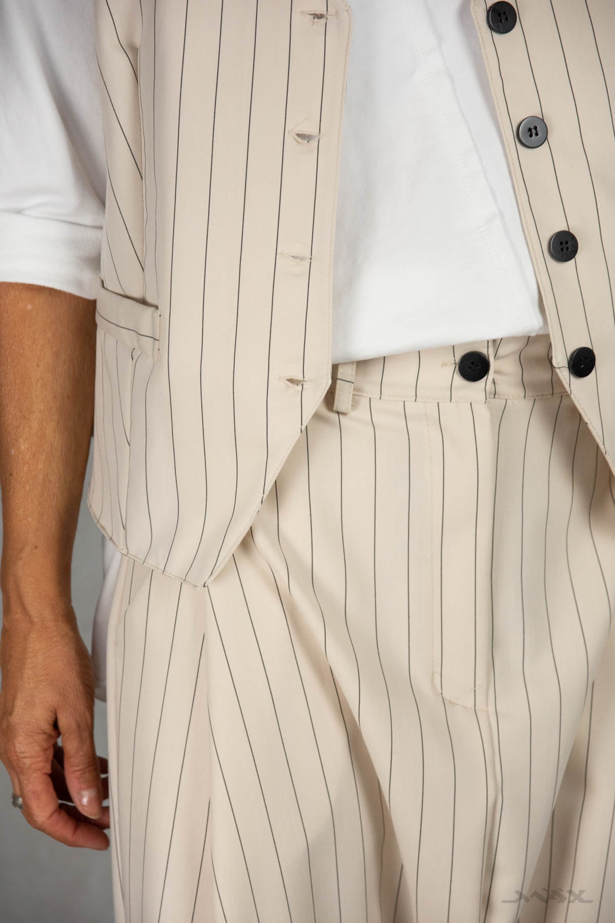 Harembroek met krijtstrepen in beige-zwart, maat one size (38-42)