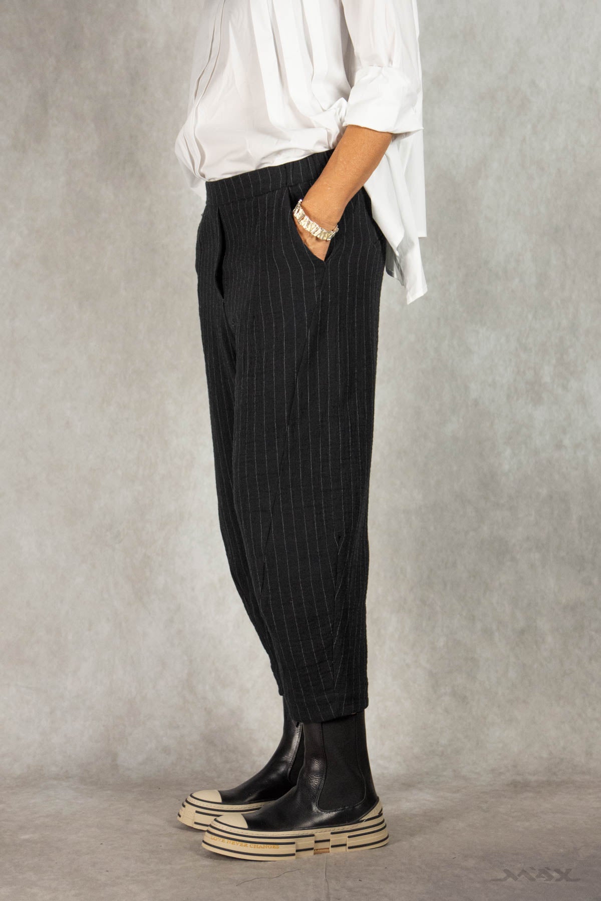 Zwarte krijtstreepbroek met decoratieve naad, maat one size (36-40)