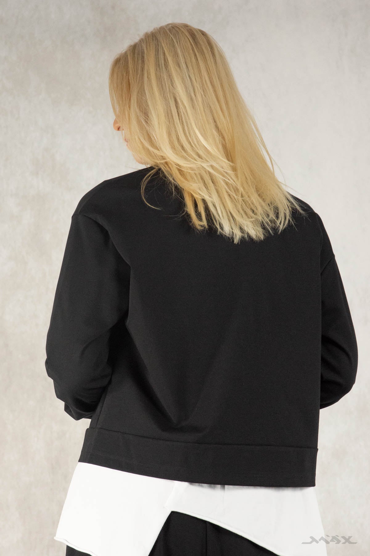 Kurze Jacke mit Knopfleiste Gr. Onesize (36-42)