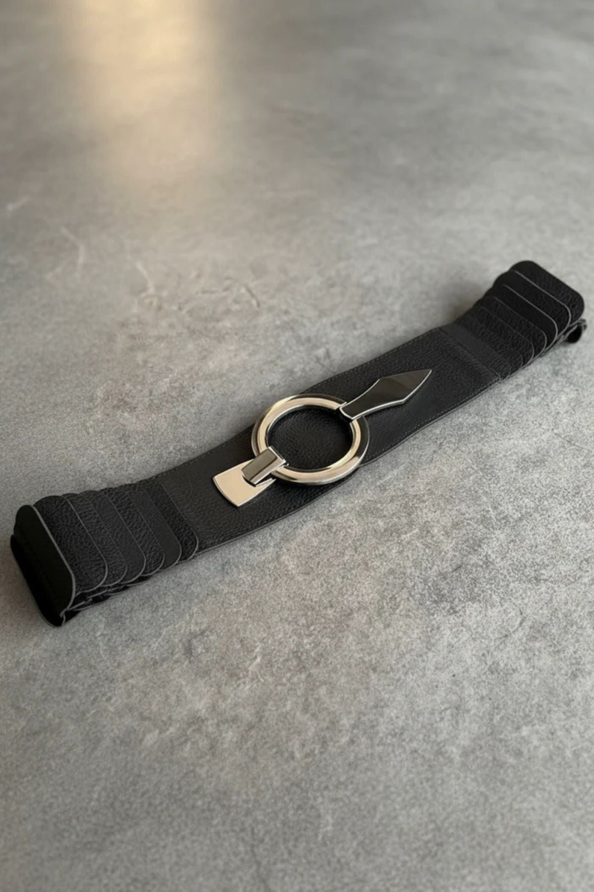 Stretch riem zwart met lamellen