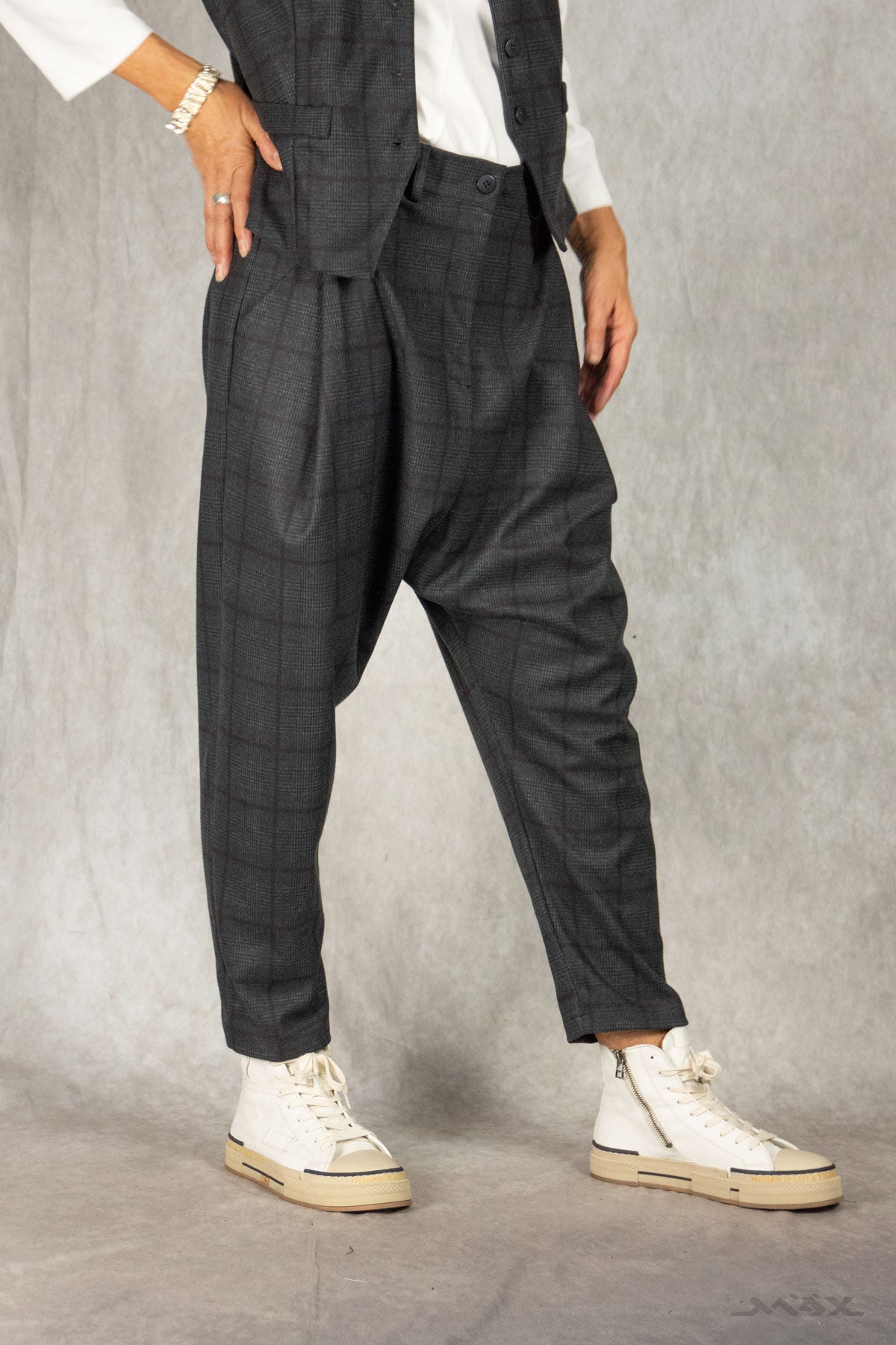 Baggyhose dunkelgrau kariert Gr. onesize(38-42)