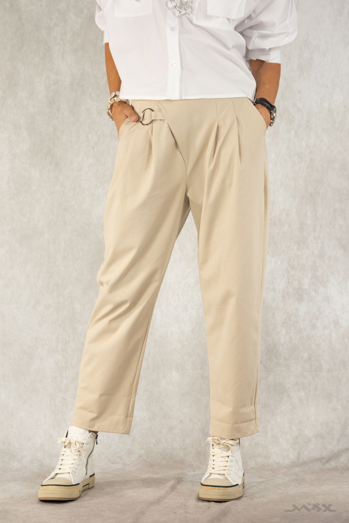 Baggyhose mit Detail Gr. Onesize (38-42)