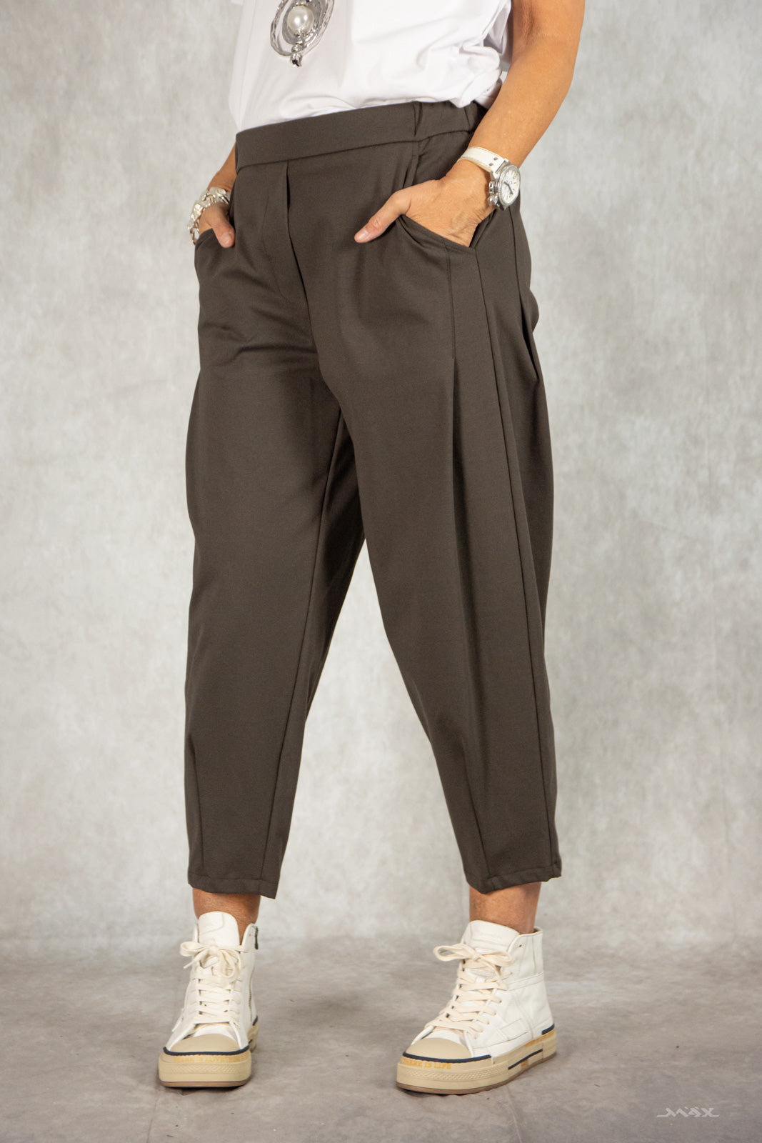 Karotten-Hose dunkelbraun Gr. onesize (36-40)