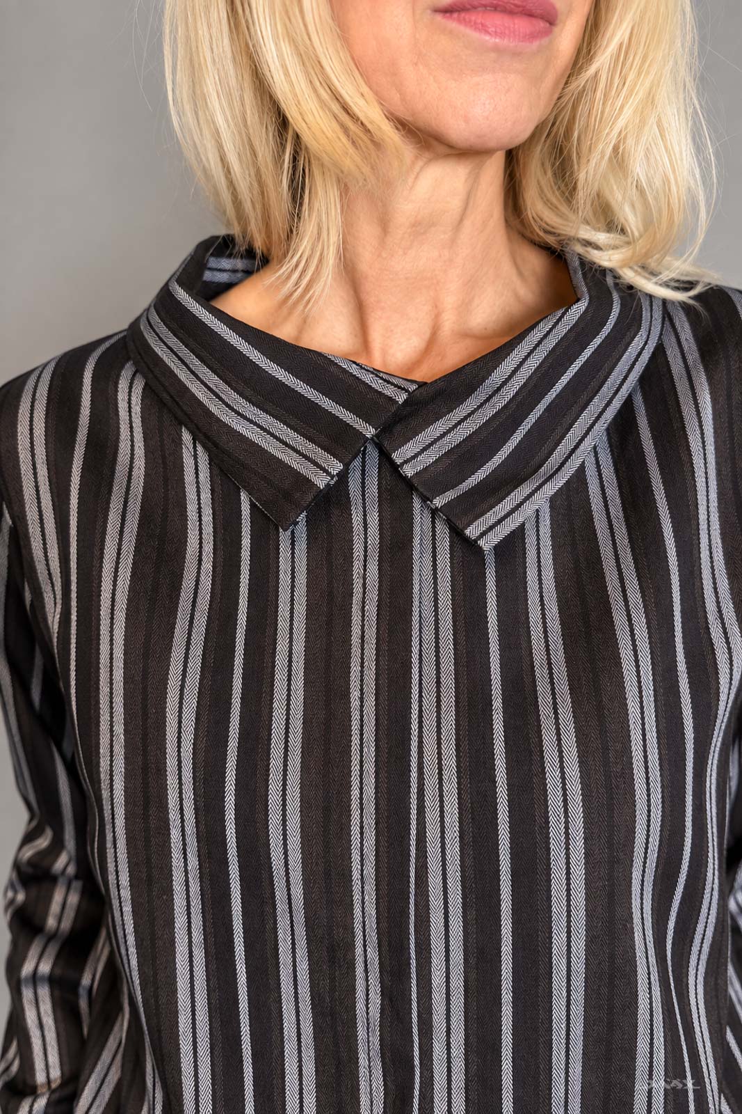 Gestreifte Bluse mit Doppelkragen Gr. Onesize (38-42)