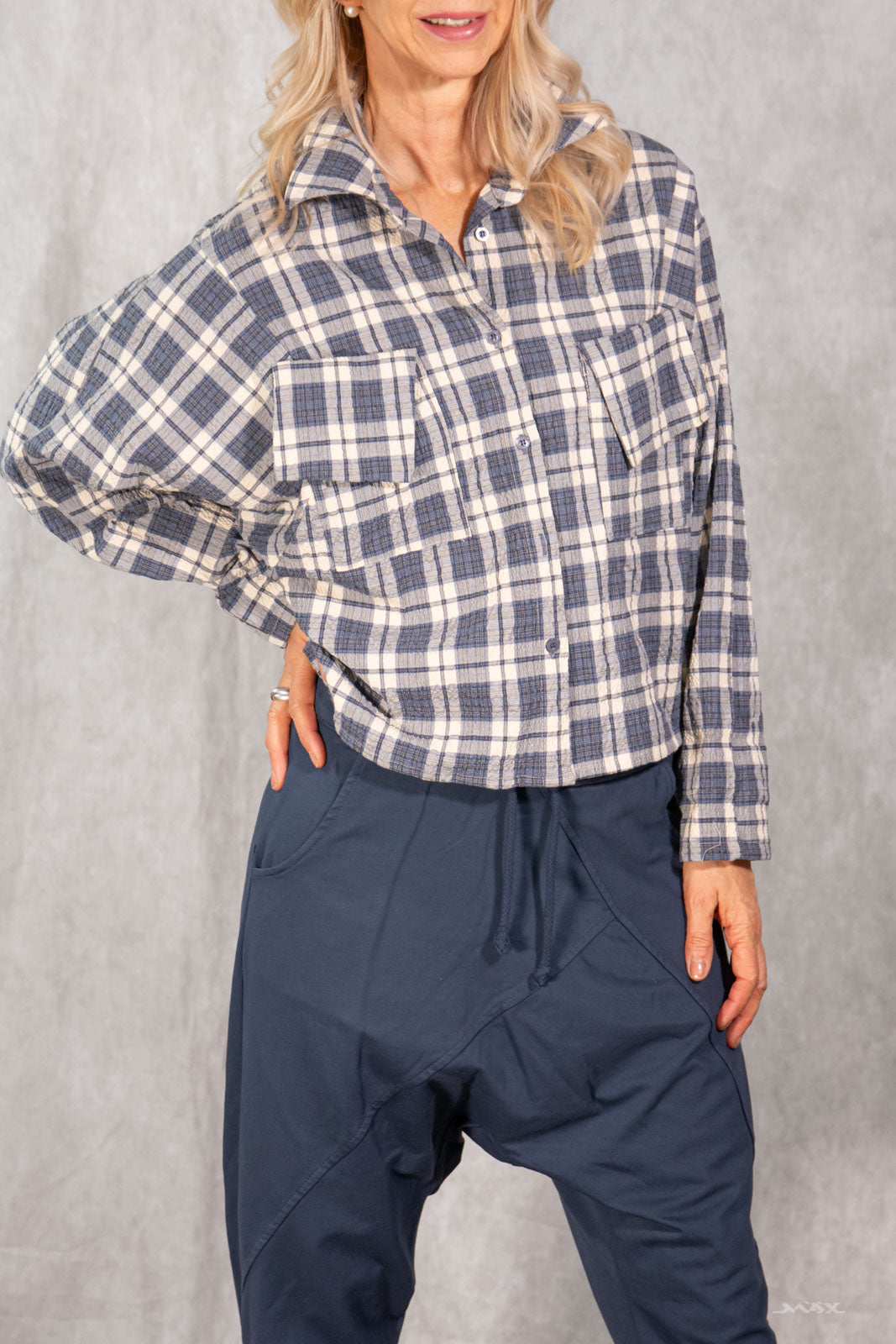 Blouse bleu à carreaux avec poches plaquées - taille unique (38-42)