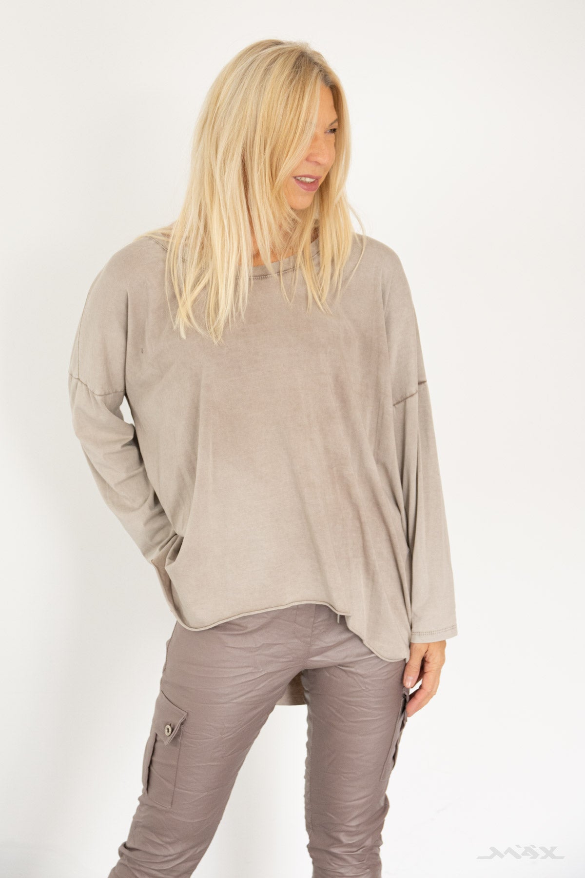 Oversize Vokuhila Shirt sand