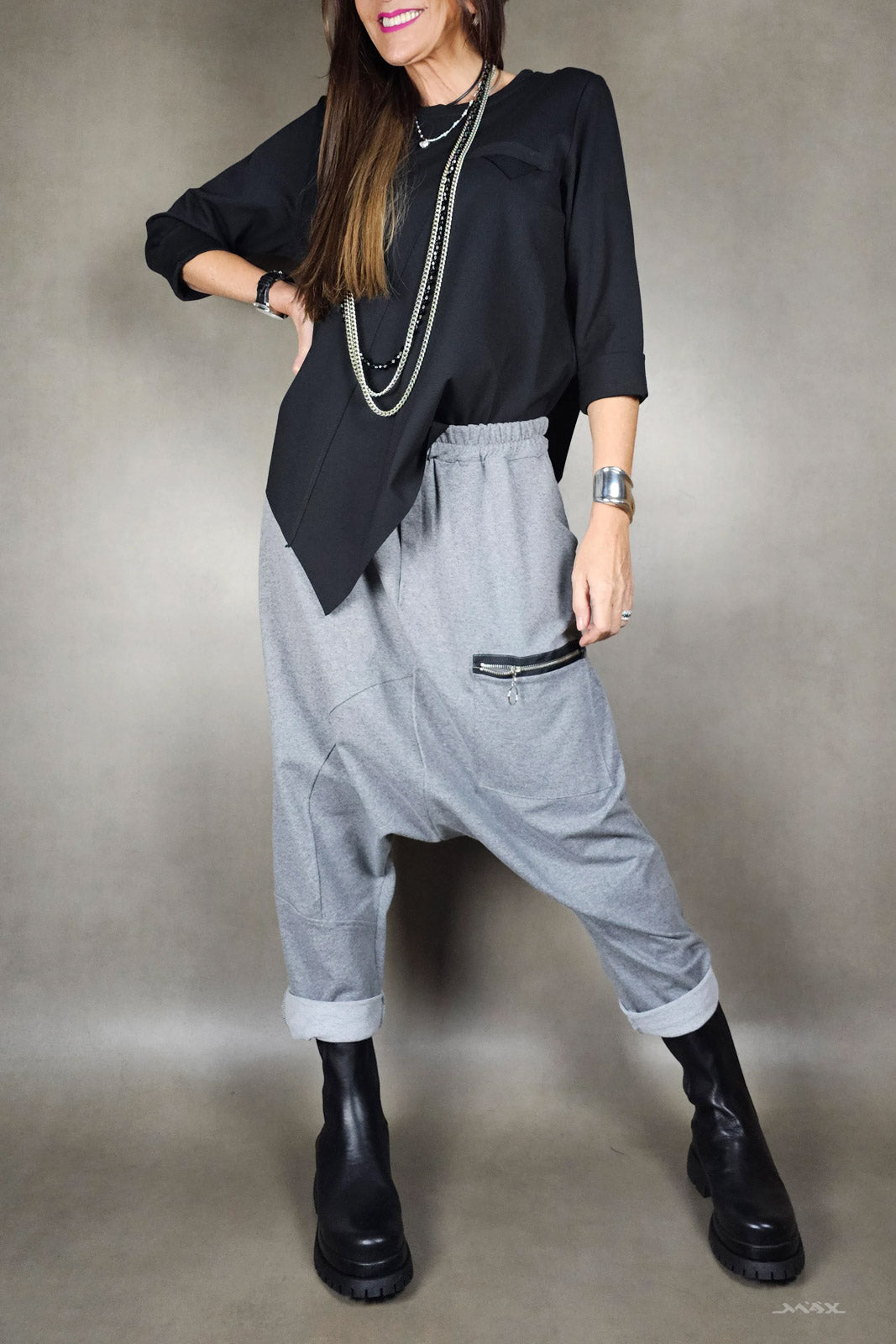 Asymmetrisch shirt met taps toelopende pasvorm Onesize (past 36-40)