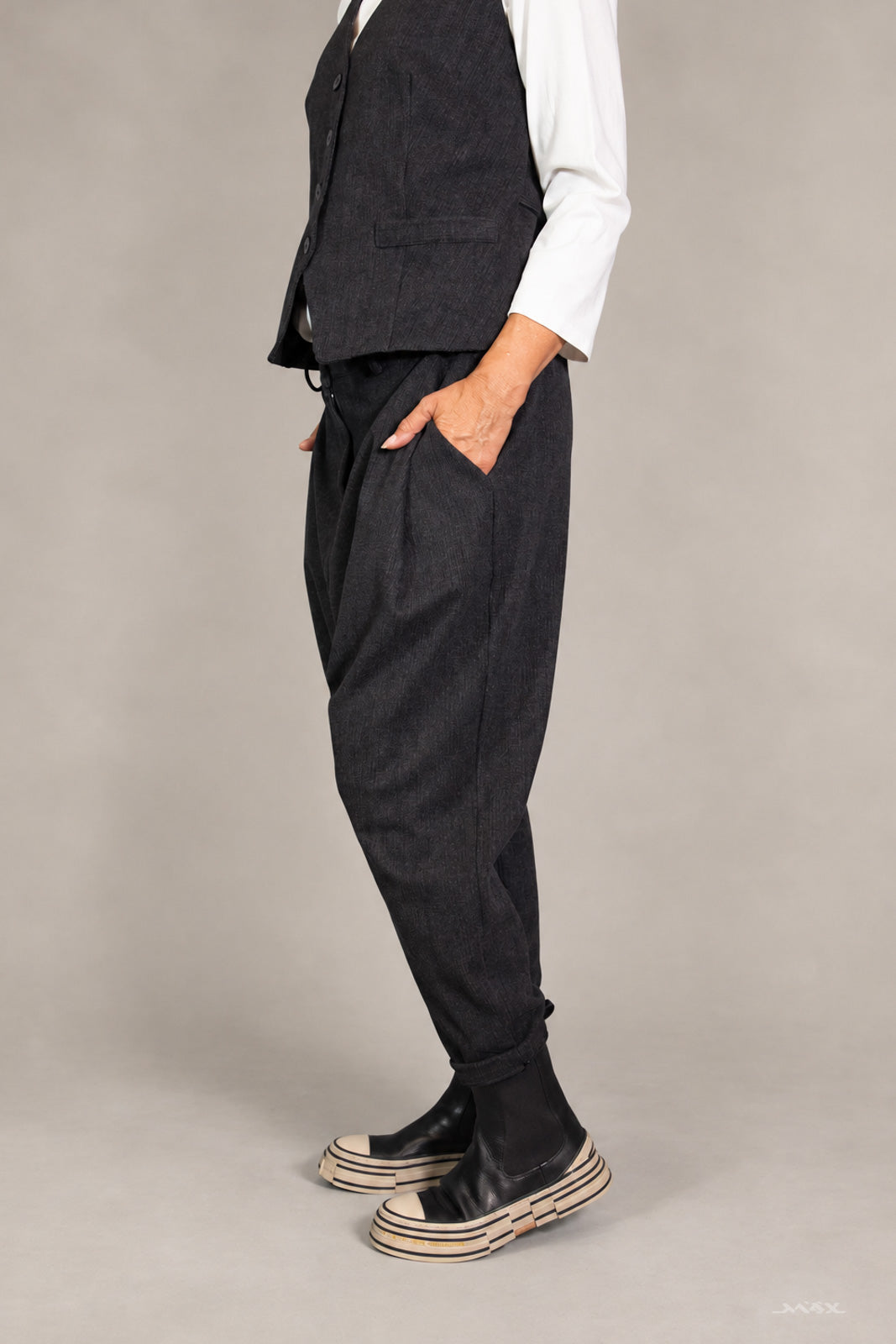 Weiche Haremshose dunkelgrau Gr. Onesize (38-42)