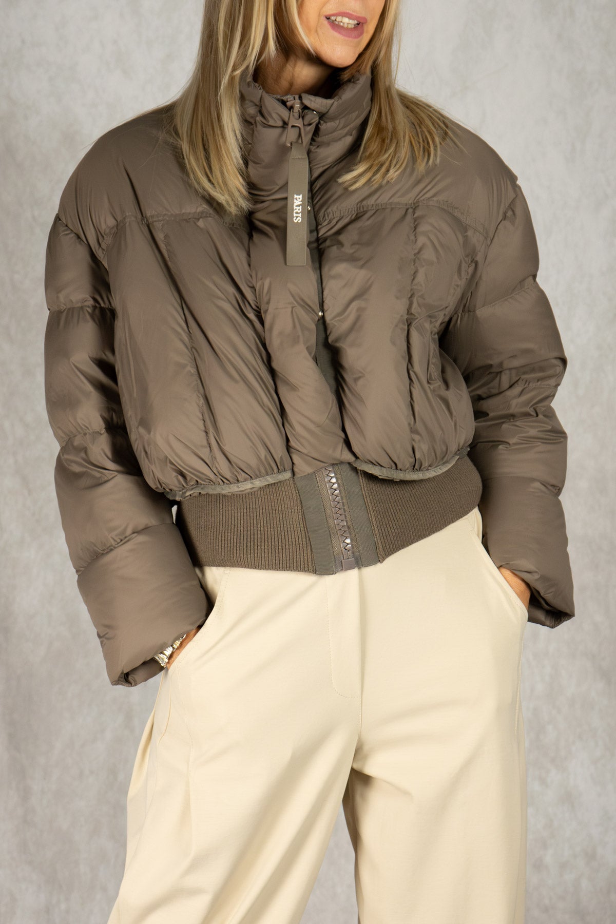 Kurze Pufferjacke mit hohem Kragen Gr. Onesize (36-40)