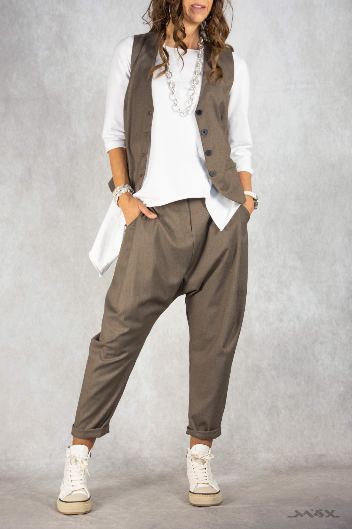 Pantalon harem taupe, taille unique (38-42)