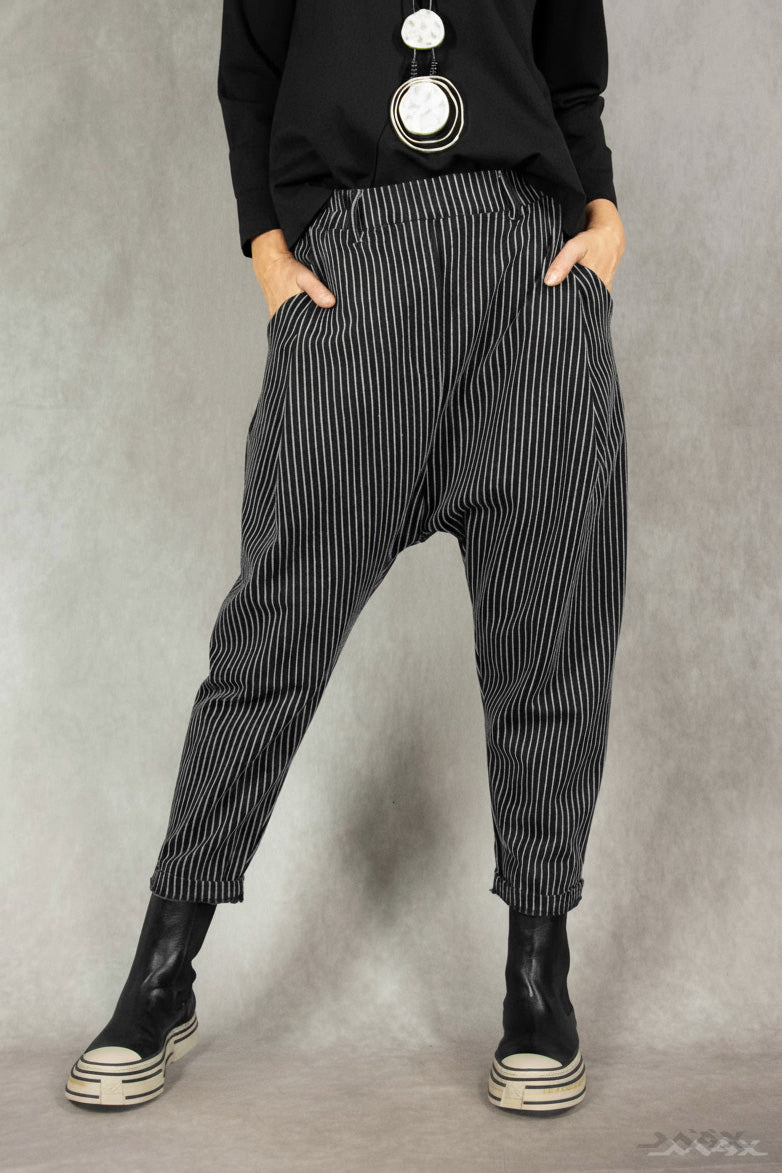 Baggyhose schwarz gestreift Gr. onesize(38-42)