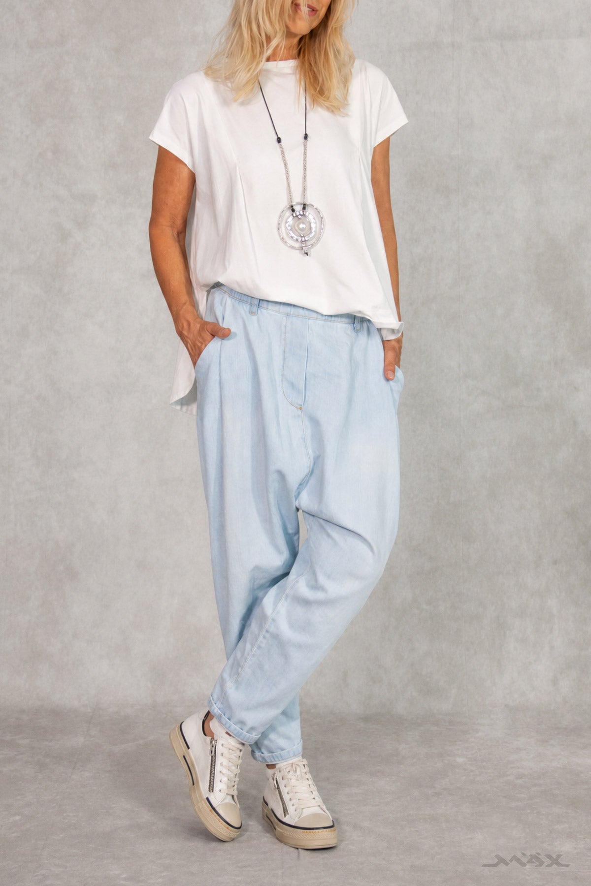 Sommer-Baggyjeans hellblau washed Gr. onesize (38-42)