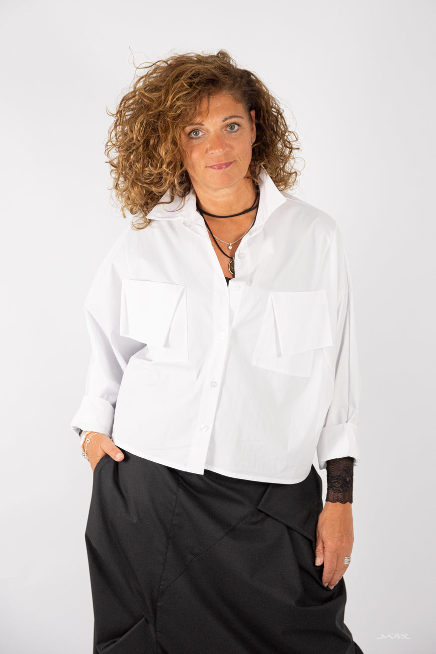 Bluse weiss gecropped mit Brusttaschen