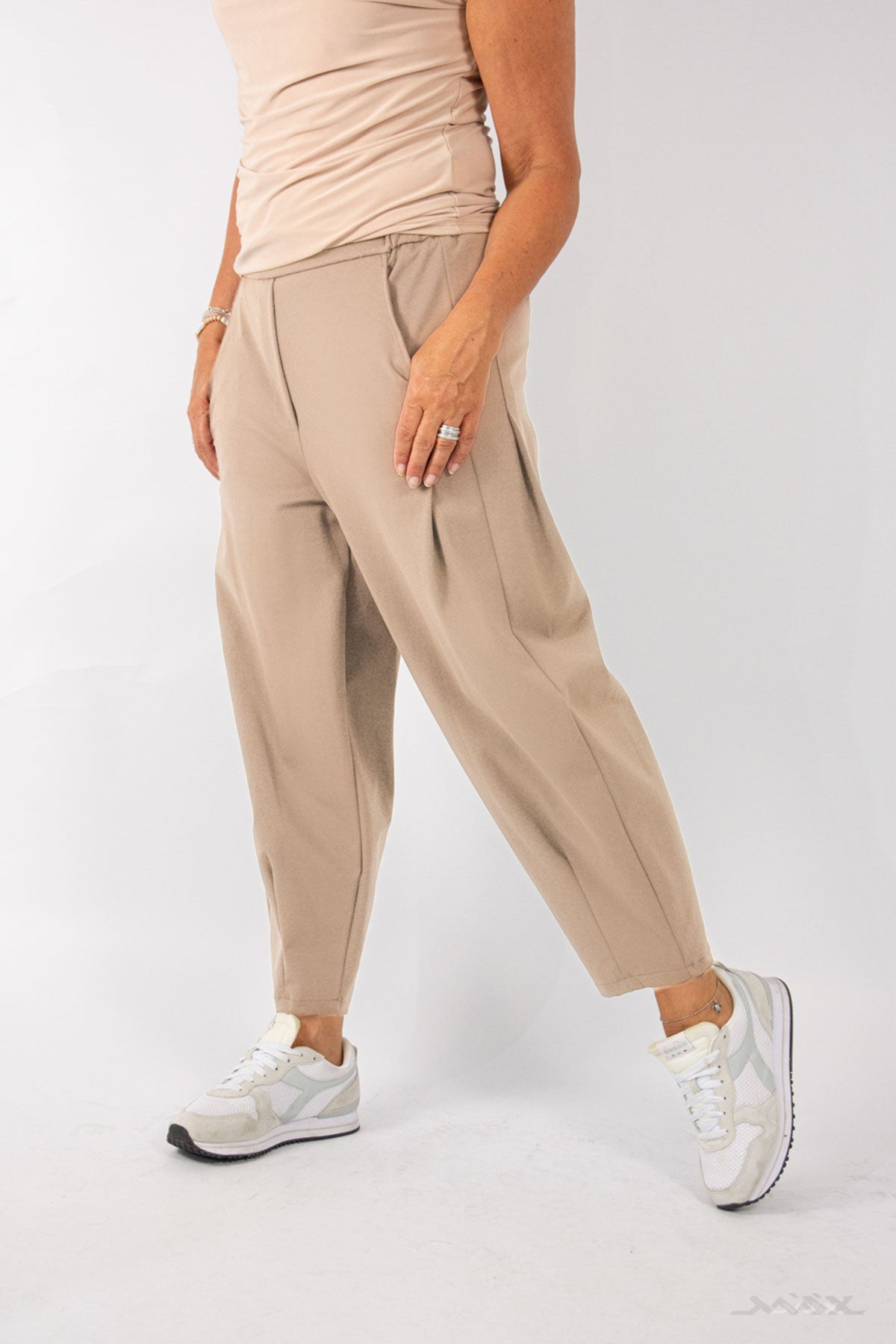 Karotten-Hose beige Gr. onesize (36-42)