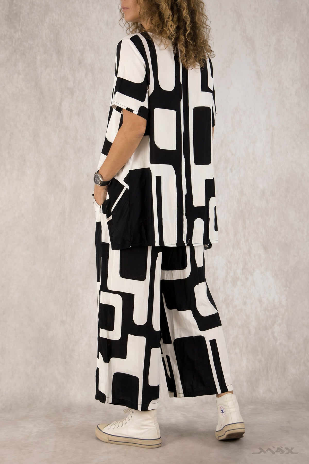 Viskose-Marlenehose schwarz-weiß gemustert Gr. onesize (36-40)