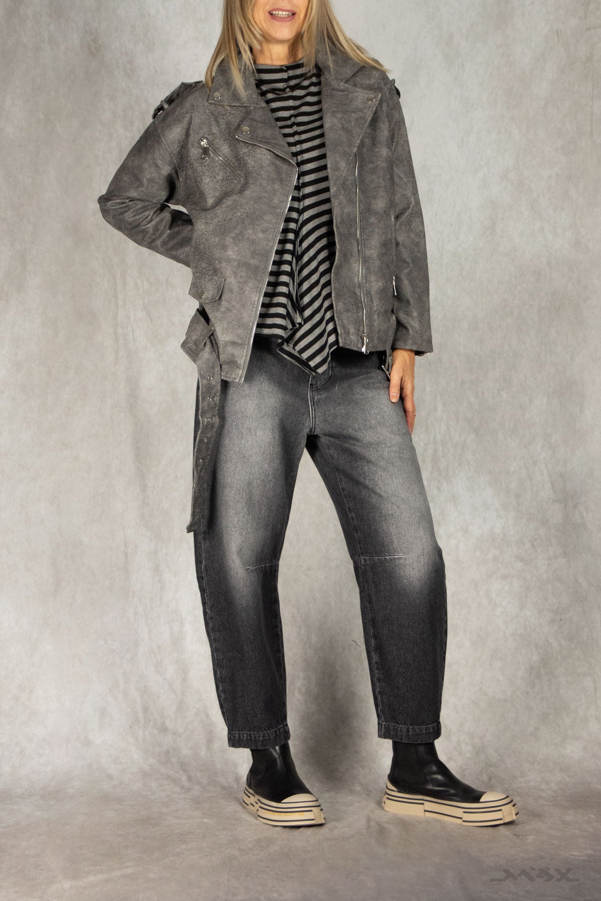 Bikerjacke aus Vegan-Leder grau Gr. Onesize (38-42)