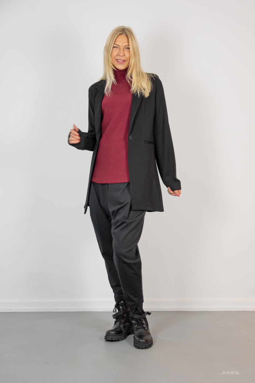 Stretchiger Long-Blazer in schwarz