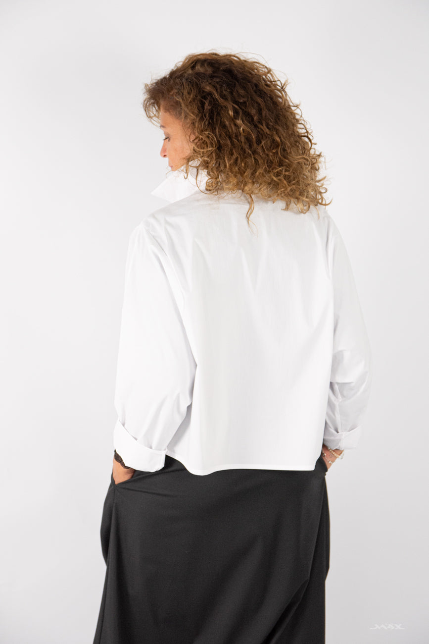 Bluse weiss gecropped mit Brusttaschen