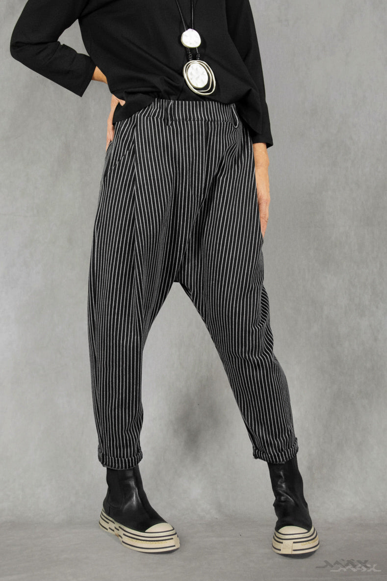 Baggyhose schwarz gestreift Gr. onesize(38-42)