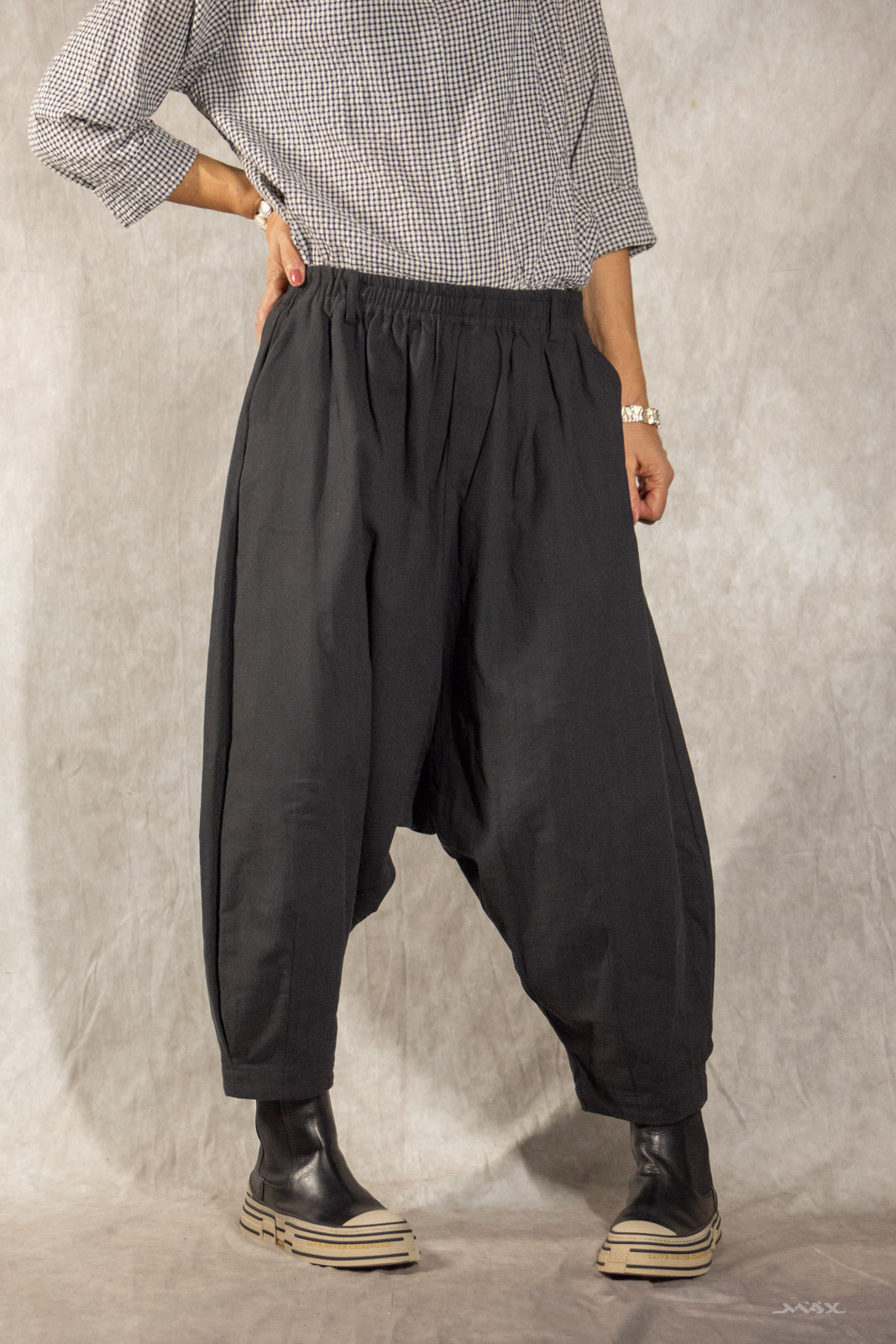 Pantalon harem large noir - taille unique (38-44)