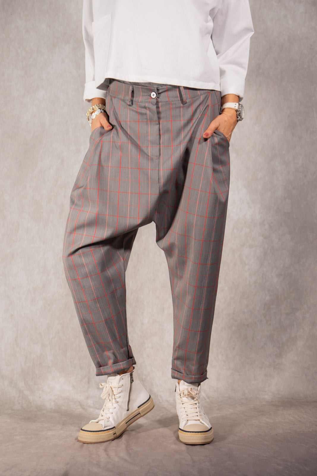 Haremshose grau-rot kariert Gr. onesize (36-40)