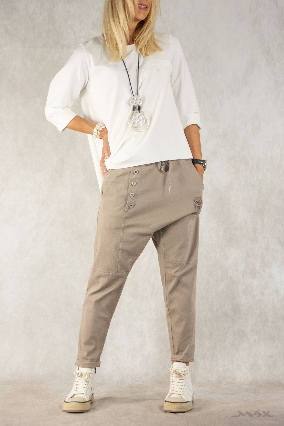 Haremshose taupe aus stretchigem Jeans-Stoff Gr. onesize(passend bei 38-44)