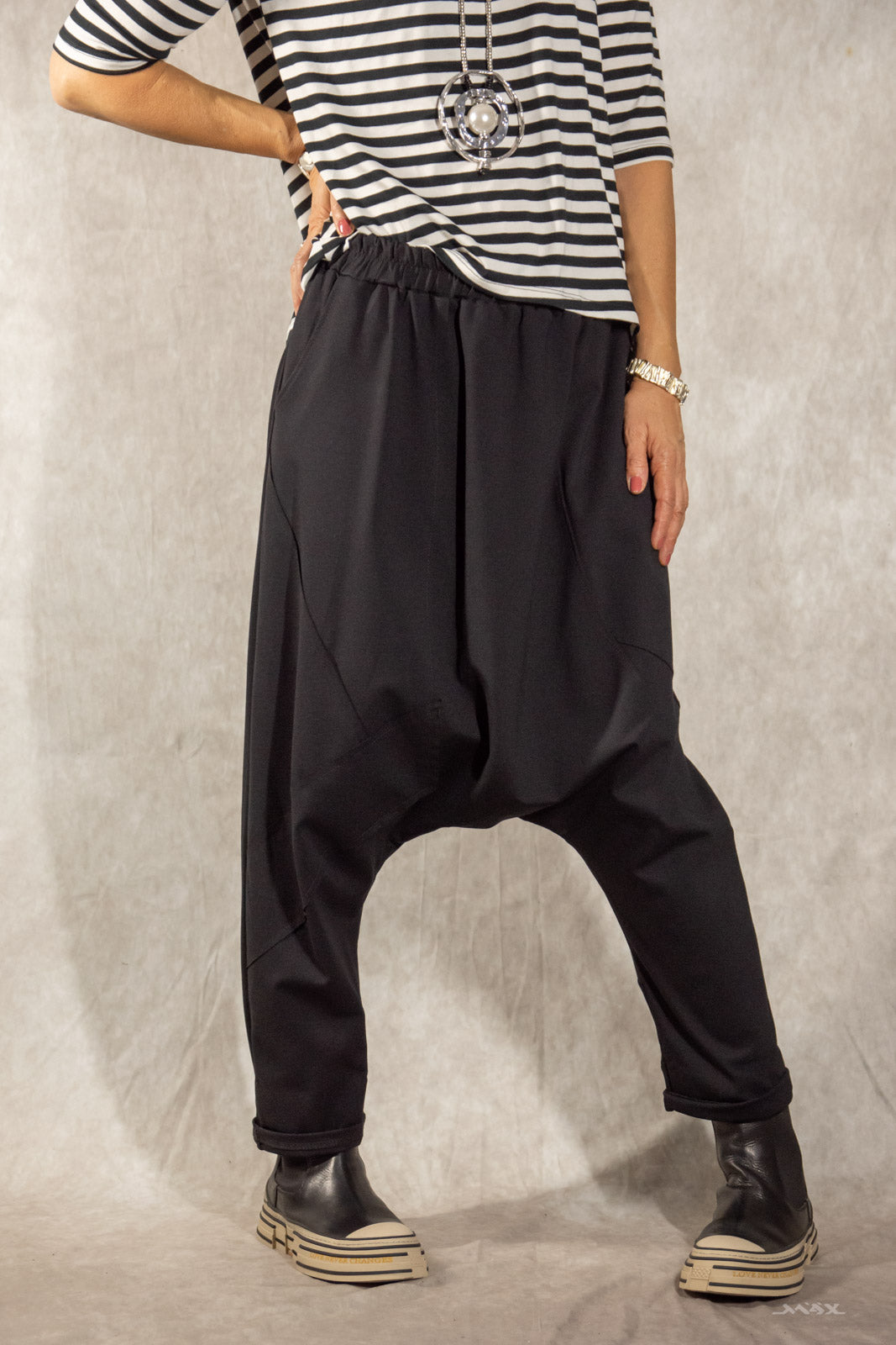 Haremshose schwarz asymmetrisch Gr. Onesize (38-44)